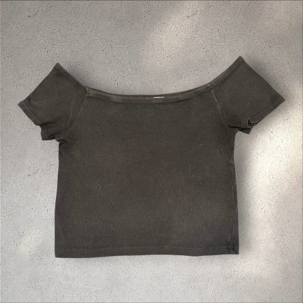 Black off the shoulder crop top